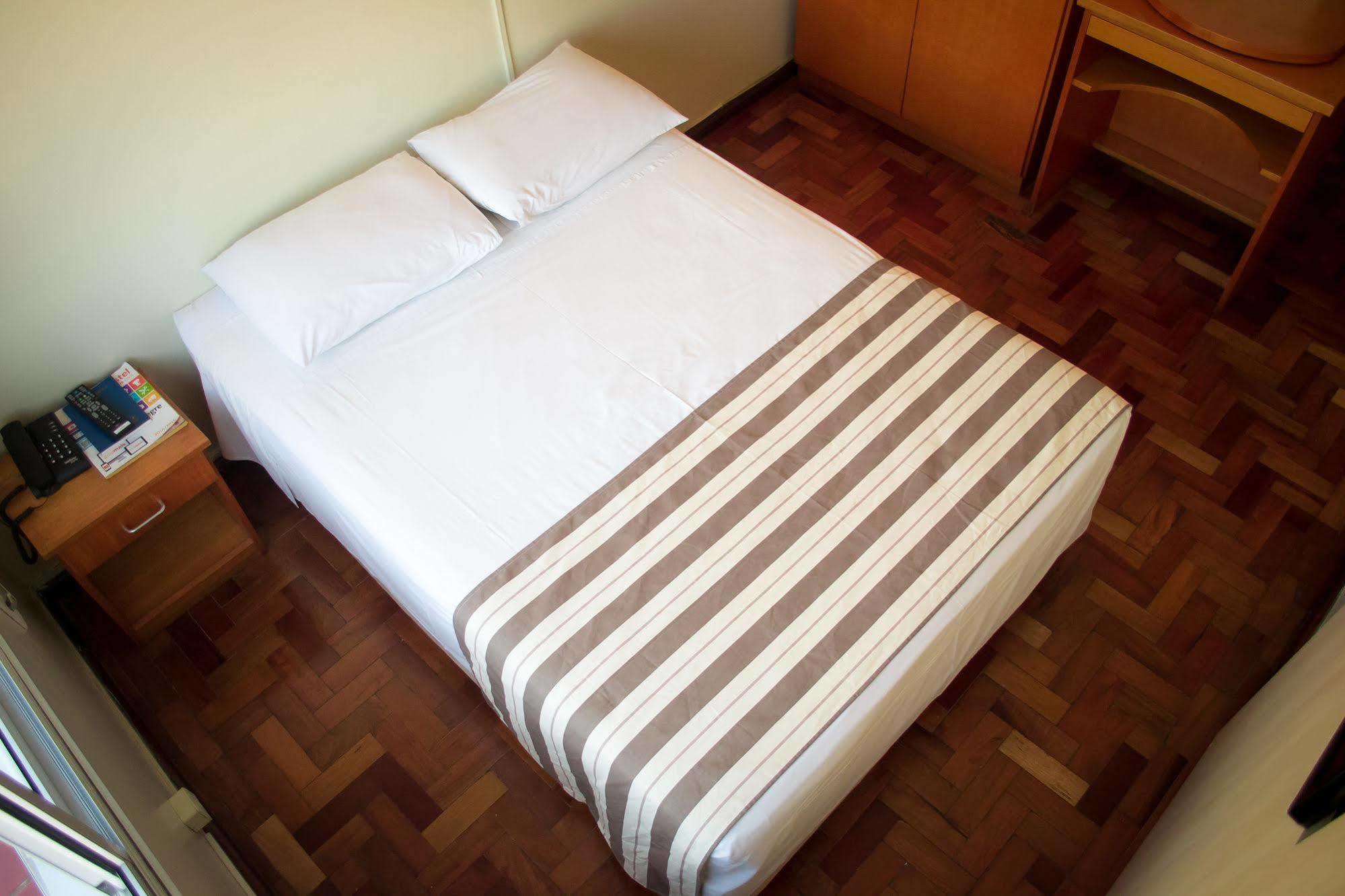 Hotel Colossi
